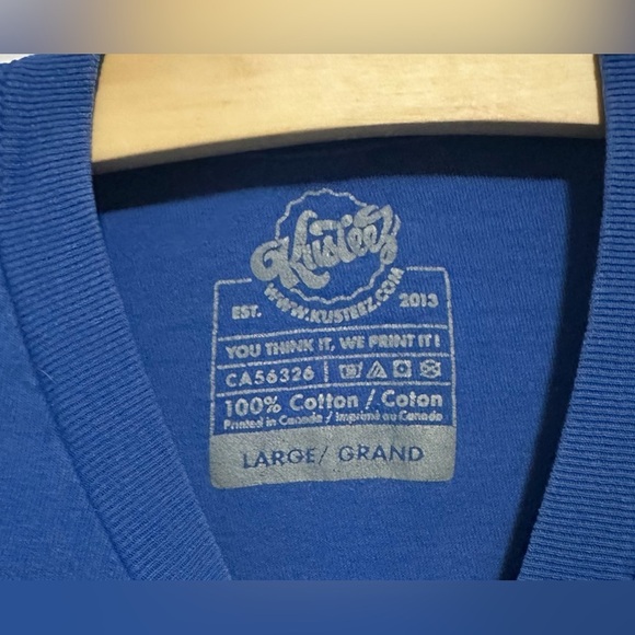 🎁Kusteez: Youth Graphic Short Sleeve Shirt- Size Large🎁 - Picture 3 of 3